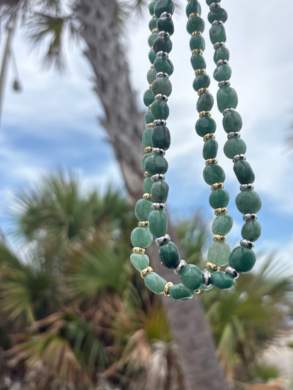 Palm necklace