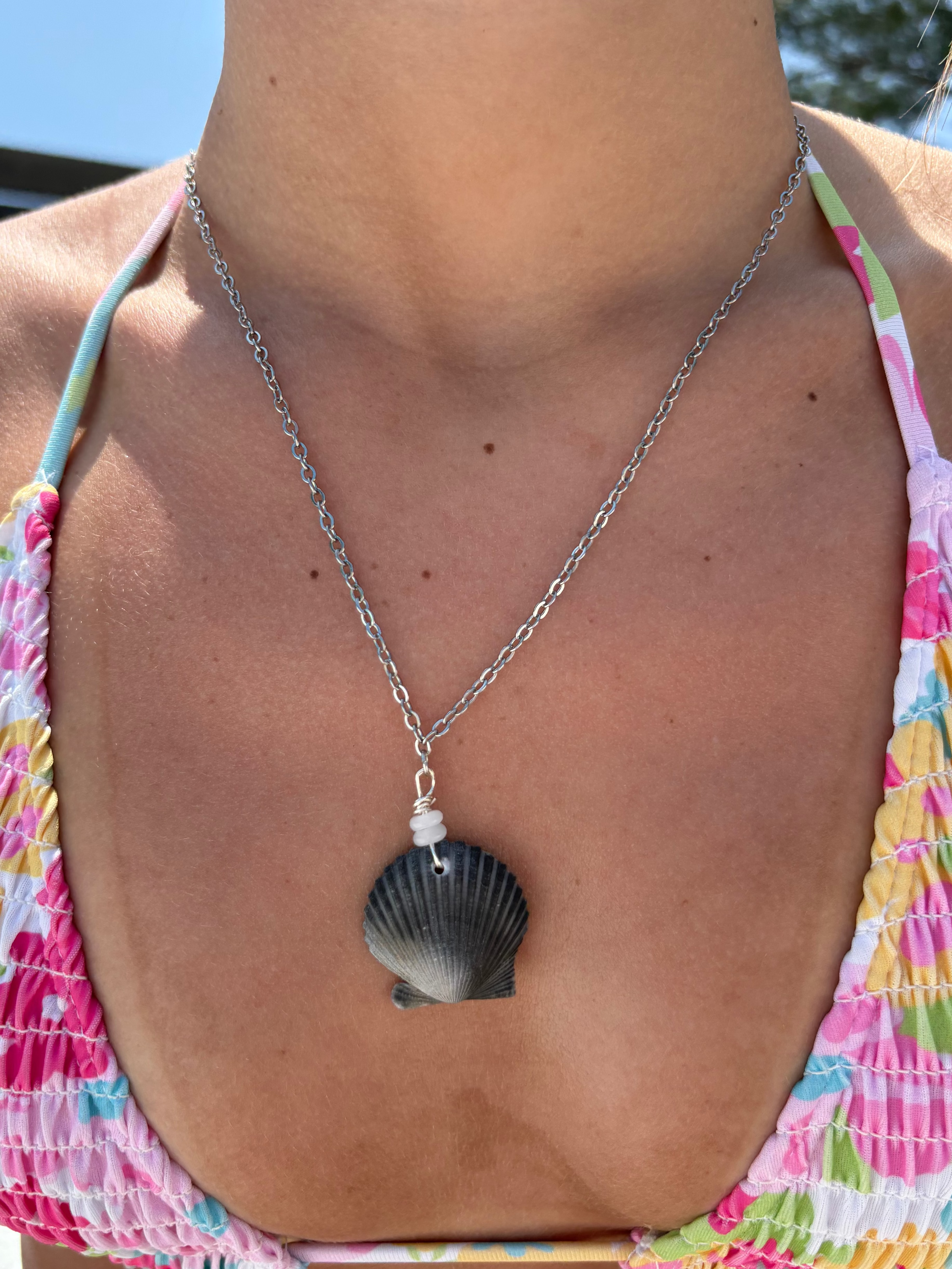 Silver Scallop Necklace
