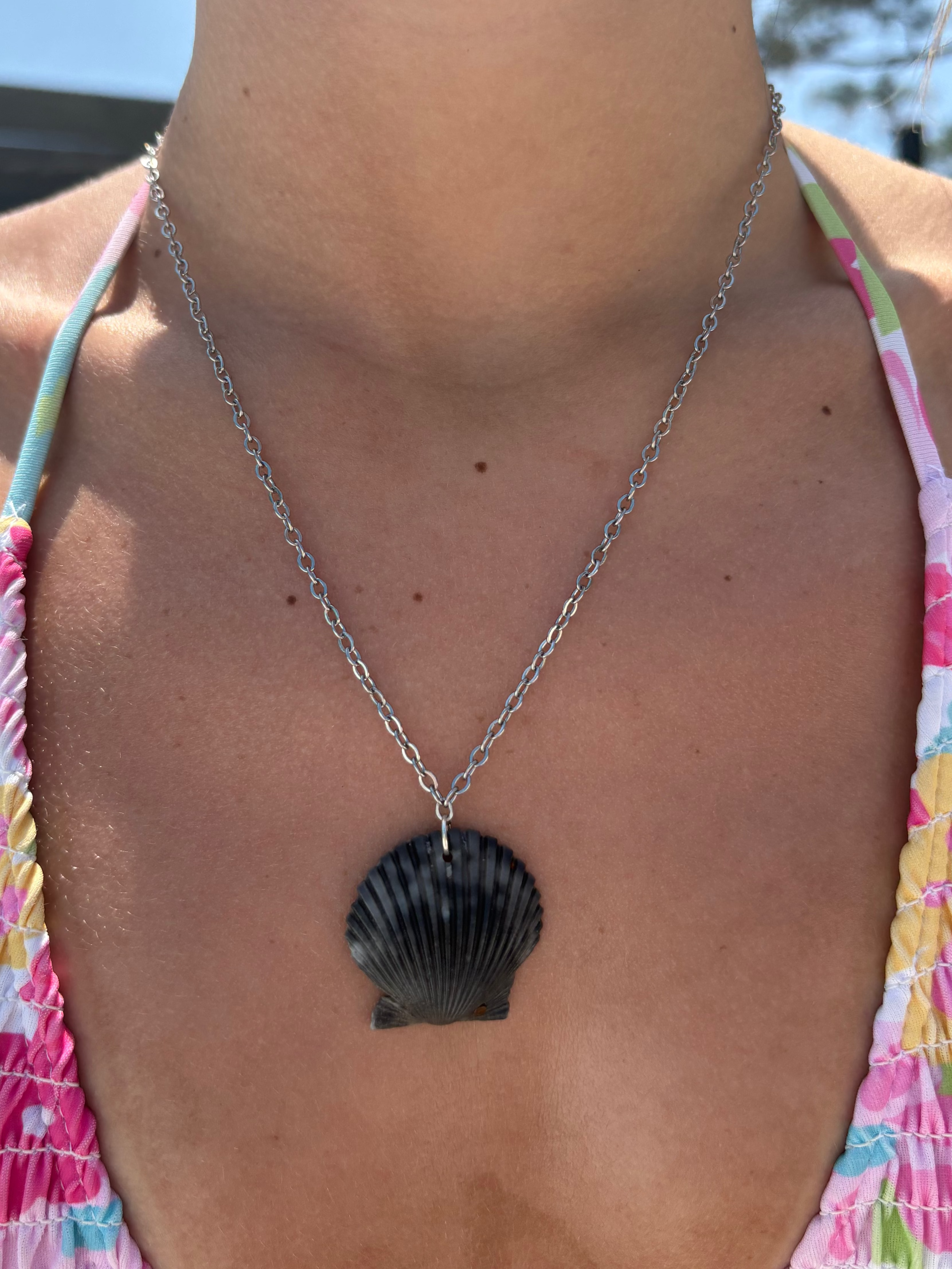 Silver Scallop Necklace