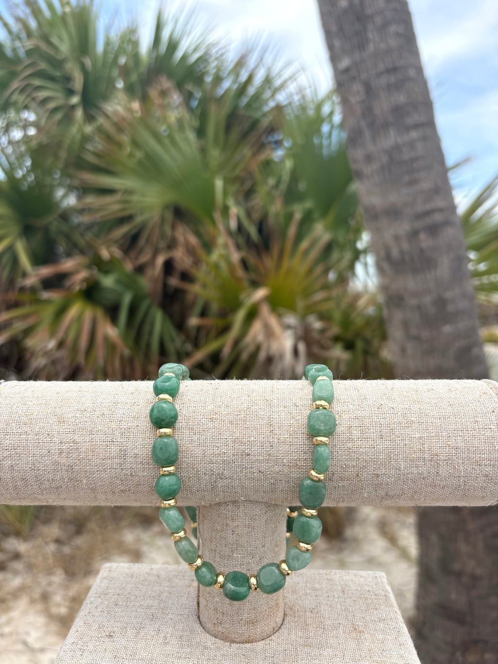 Palm necklace